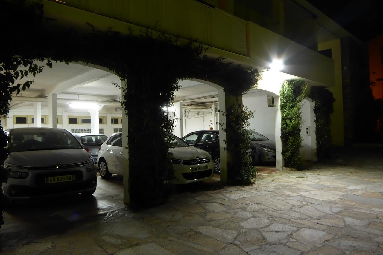 Hotel Cyrnea
